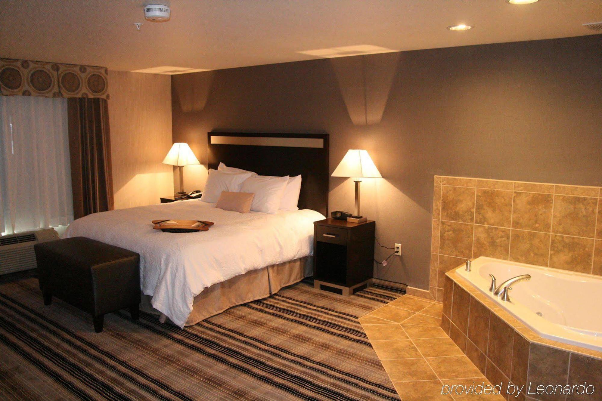 Hampton Hotel